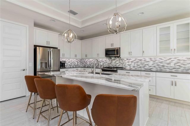 993 CROSSWIND AVENUE, Sarasota, FL 34240