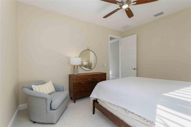 993 CROSSWIND AVENUE, Sarasota, FL 34240