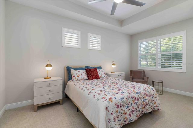 993 CROSSWIND AVENUE, Sarasota, FL 34240