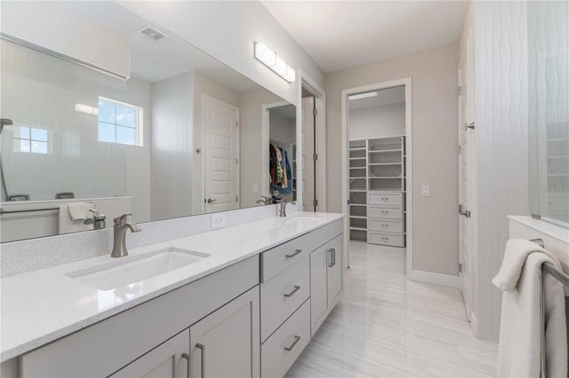 993 CROSSWIND AVENUE, Sarasota, FL 34240