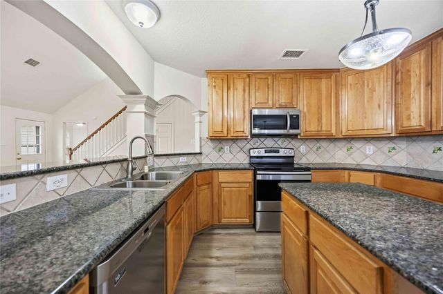 1623 Brazos Gate Drive, Richmond, TX 77469