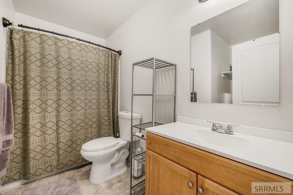 Image 35 of property listing at 5097 Camden Street, Chubbuck, ID 83202