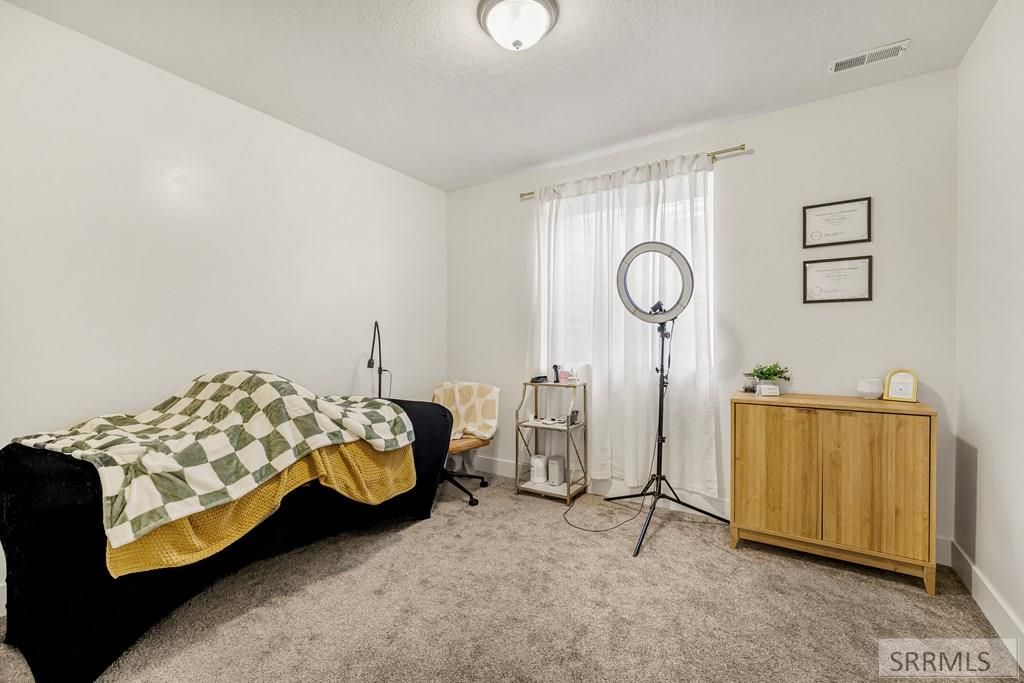 Image 39 of property listing at 5097 Camden Street, Chubbuck, ID 83202