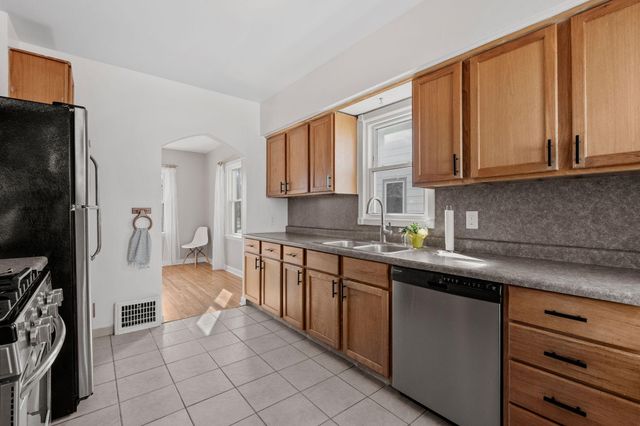 1120 5th Avenue S, South Saint Paul, MN 55075