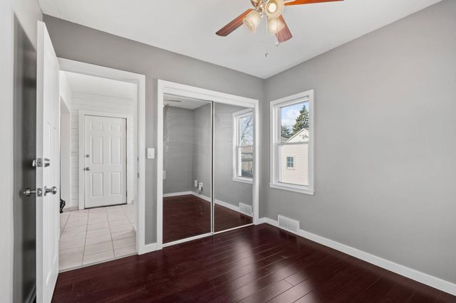 1120 5th Avenue S, South Saint Paul, MN 55075