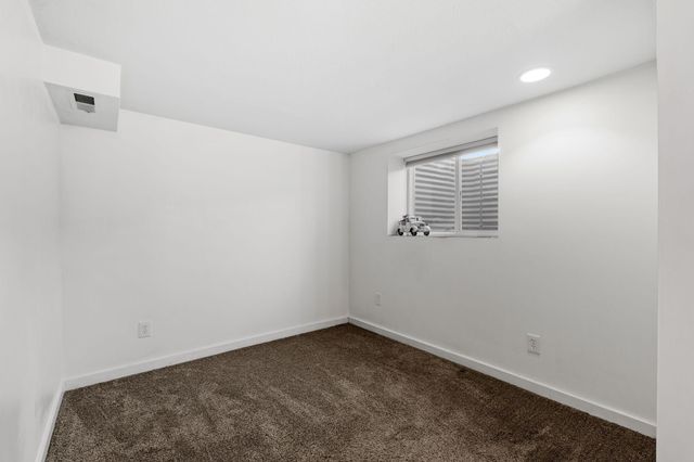 1120 5th Avenue S, South Saint Paul, MN 55075