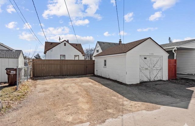 1120 5th Avenue S, South Saint Paul, MN 55075