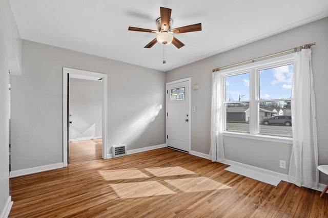 1120 5th Avenue S, South Saint Paul, MN 55075