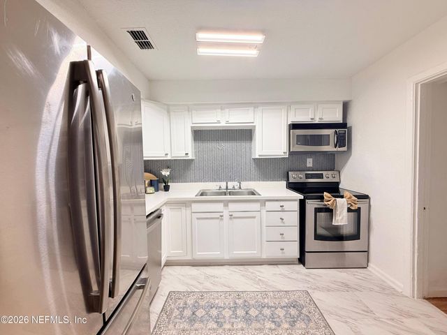 9130 SPOTTSWOOD Road, Jacksonville, FL 32208