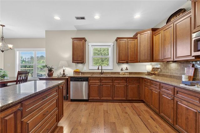 3 Westwood Lake Drive, Newnan, GA 30263