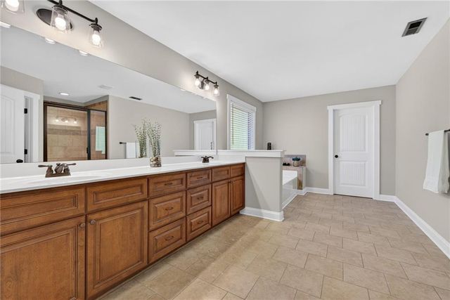 3 Westwood Lake Drive, Newnan, GA 30263