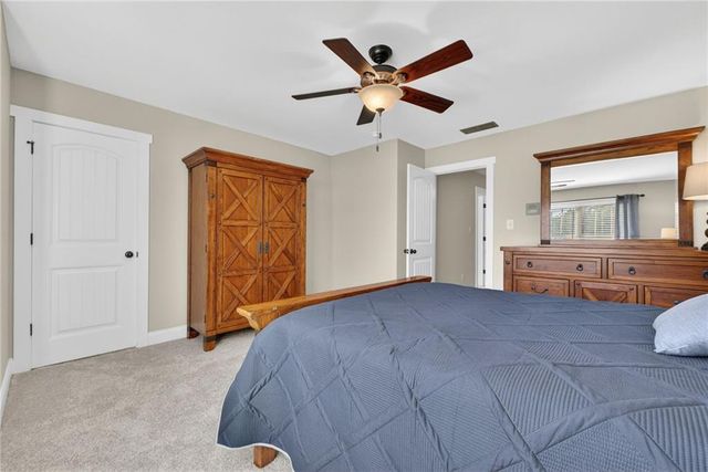 3 Westwood Lake Drive, Newnan, GA 30263