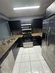 5955 NW 25th Ct 208, Sunrise, FL 33313