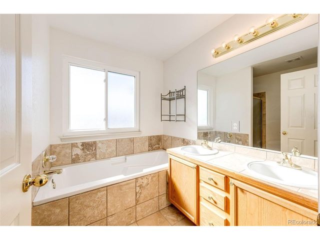 5672 Columbine Ridge Rd, Elizabeth, CO 80107