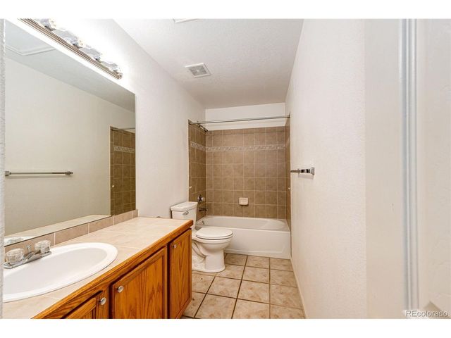 5672 Columbine Ridge Rd, Elizabeth, CO 80107