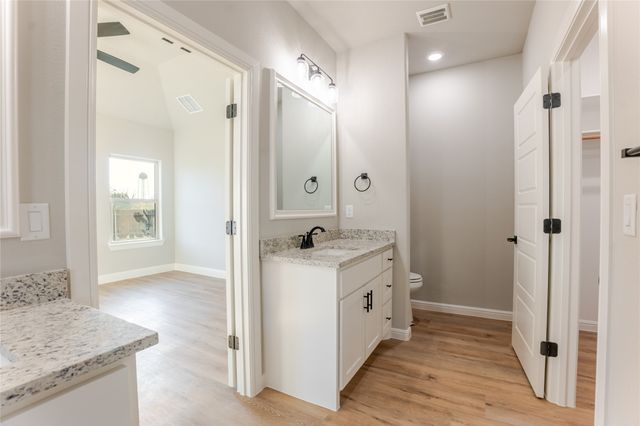 9211 Parkview Circle, Tolar, TX 76476