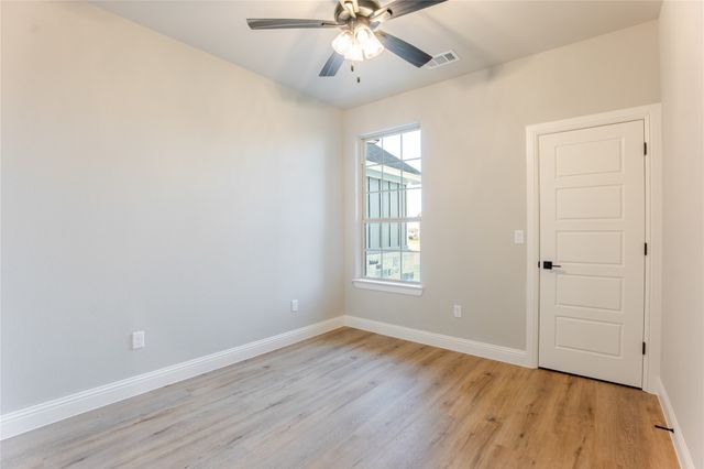 9211 Parkview Circle, Tolar, TX 76476