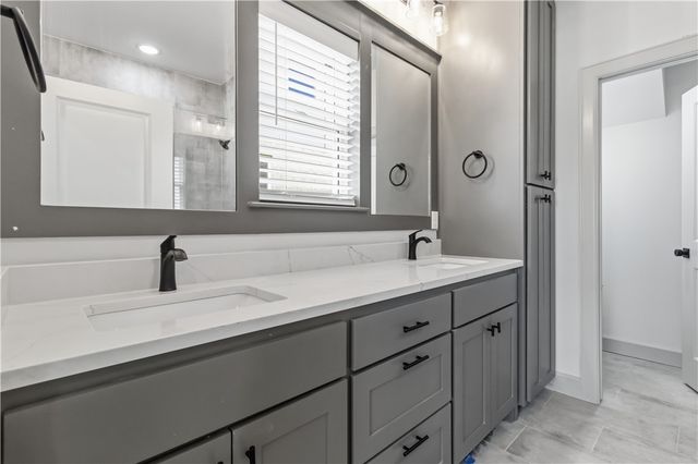 1041 Whistler Street, Bentonville, AR 72713