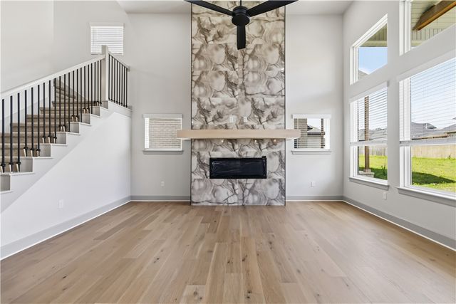 1041 Whistler Street, Bentonville, AR 72713
