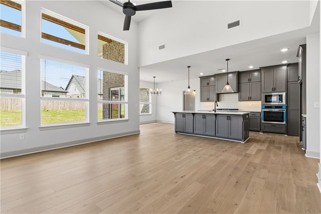 1041 Whistler Street, Bentonville, AR 72713