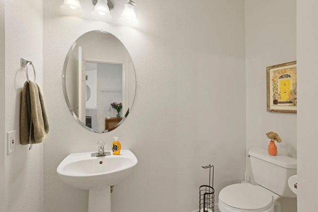 3838 Windy Cove Cir, Stockton, CA 95219