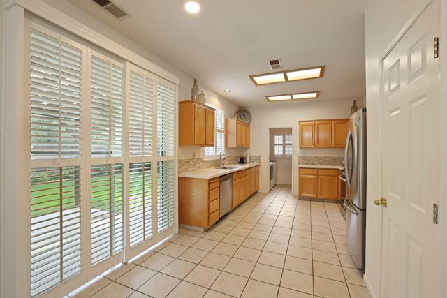 3838 Windy Cove Cir, Stockton, CA 95219