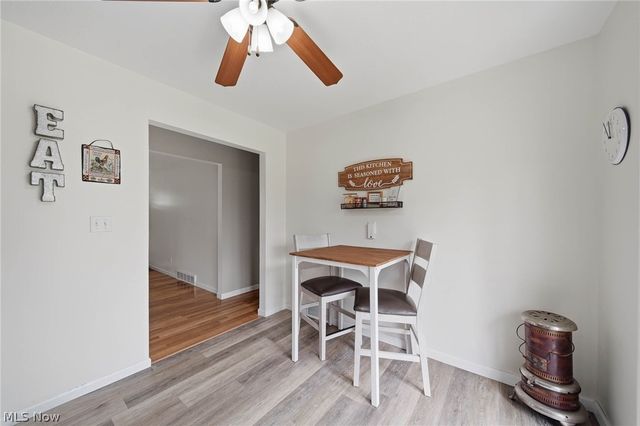 9934 State Route 700, Mantua, OH 44255