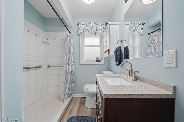 9934 State Route 700, Mantua, OH 44255