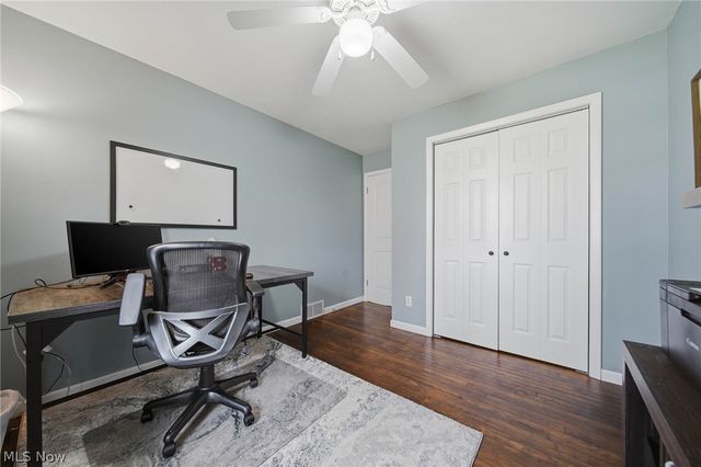 9934 State Route 700, Mantua, OH 44255