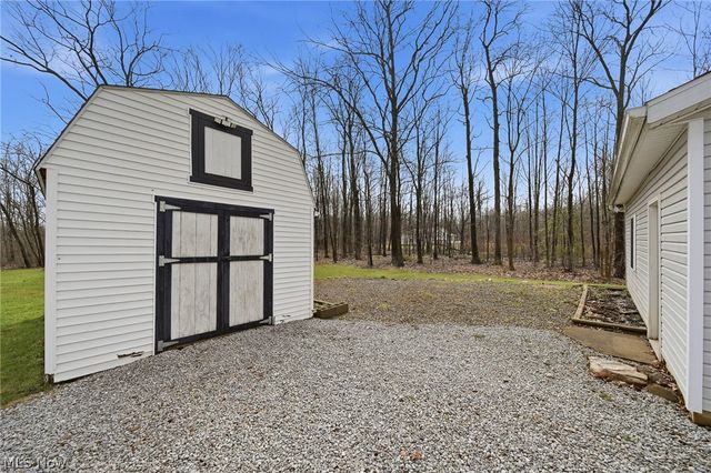 9934 State Route 700, Mantua, OH 44255