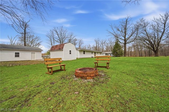 9934 State Route 700, Mantua, OH 44255