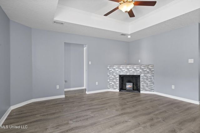 5530 Landing Ct, D'iberville, MS 39540