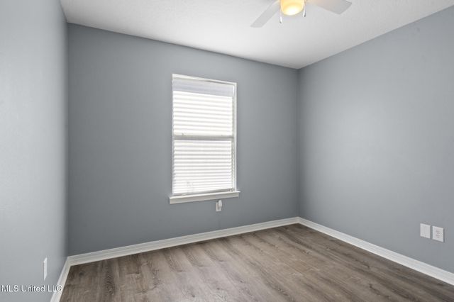 5530 Landing Ct, D'iberville, MS 39540