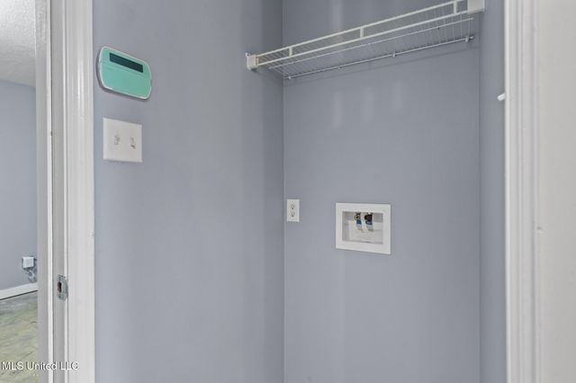 5530 Landing Ct, D'iberville, MS 39540