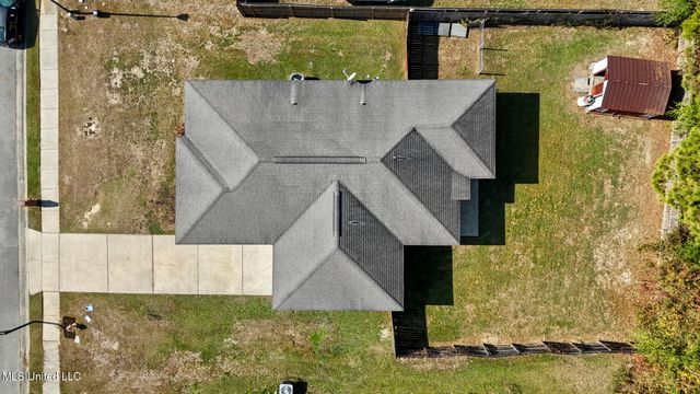 5530 Landing Ct, D'iberville, MS 39540