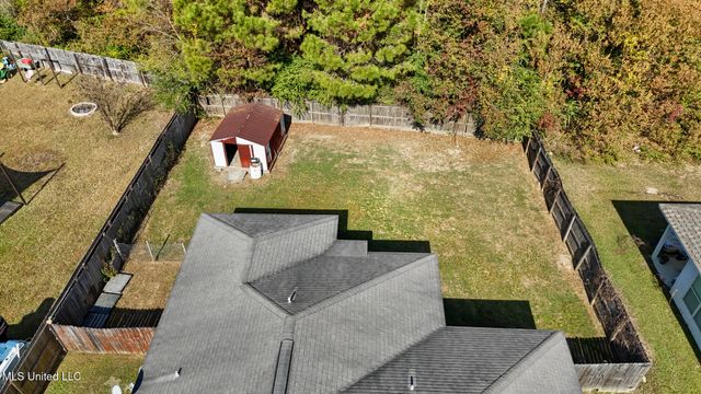 5530 Landing Ct, D'iberville, MS 39540