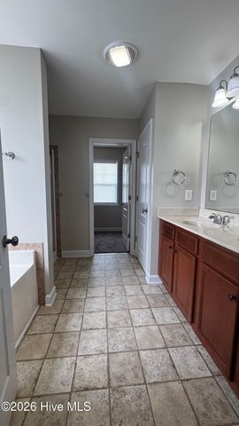 105 Long Pond Drive, Sneads Ferry, NC 28460