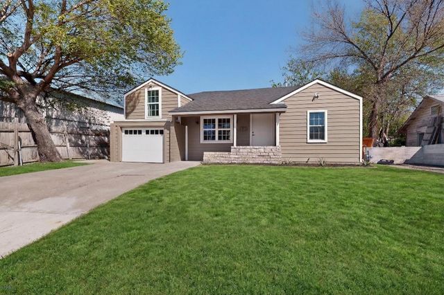 102 S Tillery Avenue, Dallas, TX 75211