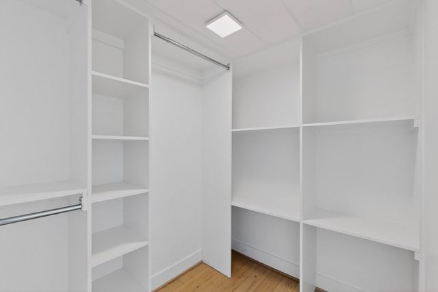 102 S Tillery Avenue, Dallas, TX 75211