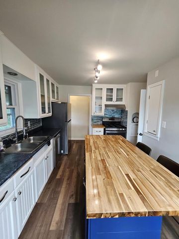 1902 12th AVENUE, South Milwaukee, WI 53172