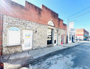 198 E East Court Street, Lawrenceburg, KY 40342