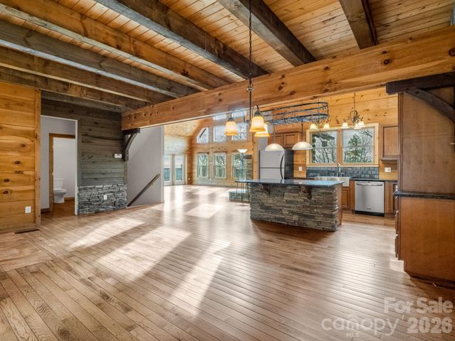 110 Chetan Way, Lake Lure, NC 28746