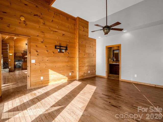 110 Chetan Way, Lake Lure, NC 28746
