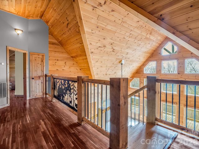 110 Chetan Way, Lake Lure, NC 28746