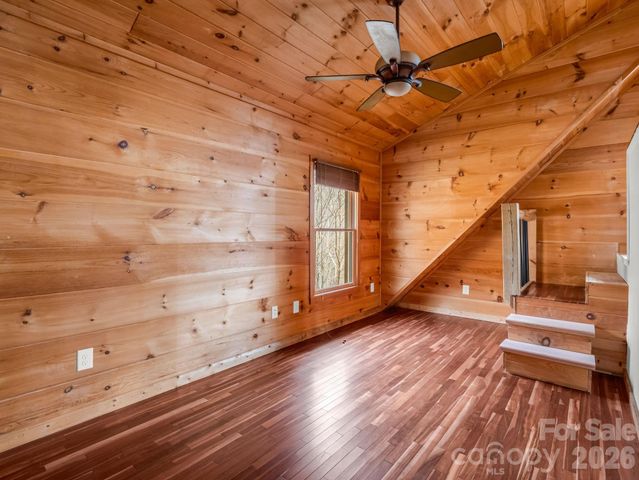 110 Chetan Way, Lake Lure, NC 28746