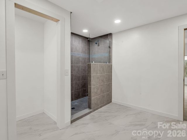 110 Chetan Way, Lake Lure, NC 28746