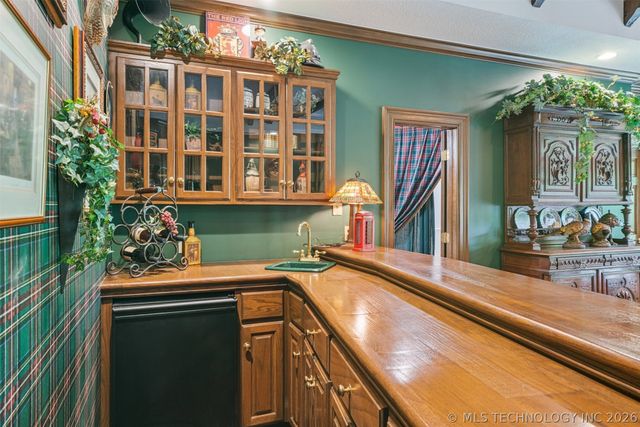 9835 E Shadowlake Drive, Claremore, OK 74017