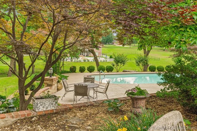 9835 E Shadowlake Drive, Claremore, OK 74017