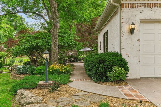 9835 E Shadowlake Drive, Claremore, OK 74017