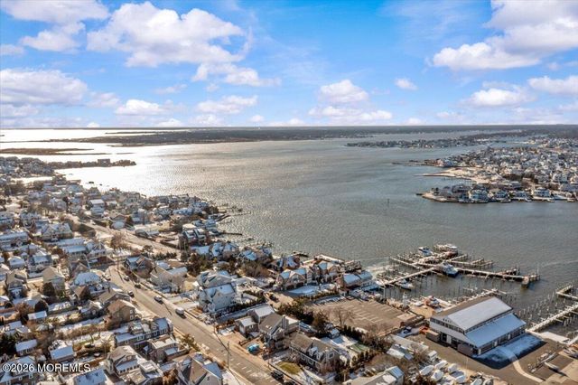 683 Lake Avenue, Bay Head, NJ 08742